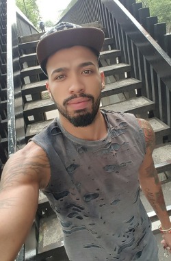 adonisdynasty:  &lt;p&gt;FOLLOW: ADONISDYNASTY.TUMBLR.COM&lt;br&gt;FOLLOW: ADONISDYNASTY.TUMBLR.COM&lt;/p&gt;&lt;p&gt;IG: BLAMEITONQUES&lt;br&gt;SC: KYNGECLIPSE &lt;br&gt;TWITTER: KINGOFKYNGZ &lt;/p&gt;&lt;p&gt;SUBMIT PICS VIA TUMBLR&gt;