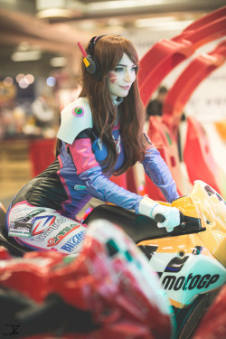 cosplaybeautys:  D.Va Cosplay by WhiteSpring  Instagram: https://www.instagram.com/whitespring_cosplay/