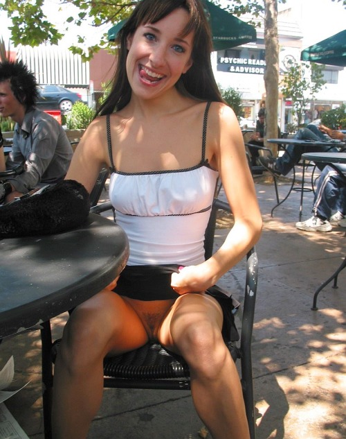 girlsgoingcommando3:  Lunch cooter adult photos