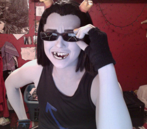 ask-gallows-callibrator:lcarkatvantas:krazorspoon:Just got back from WausaubiCon, and I kind of feel