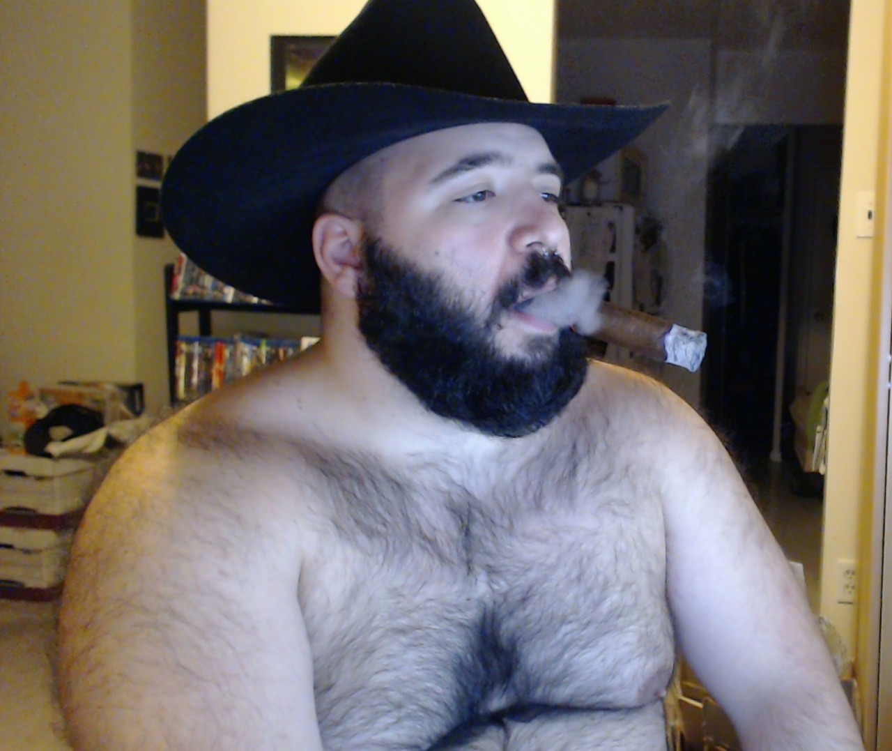 billsibs:  Some shots with my cowboy hat…