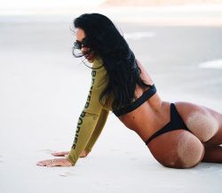 Scurvelifestyle:#Bikini-Curvish #Sand On The Butt #Beach Moments @Shannahbaker @Blackmagictan
