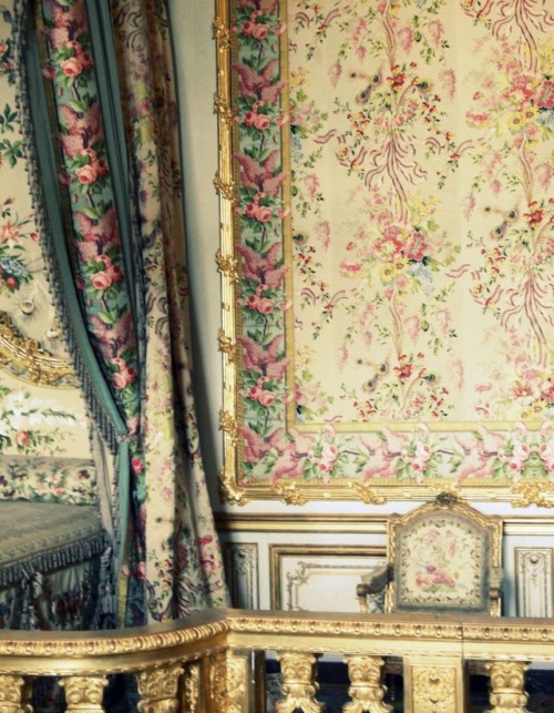 miss-mandy-m: Marie Antoinette’s Bedroom at Versailles 