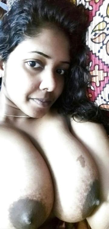 pavipraveen1: desipussys:cute aunty 02 Wow baby 2