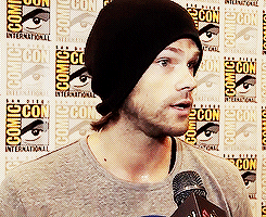 jensensprecioushands:  [x] 