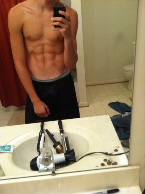 jackdhallow:  JACKDHALLOW//FOLLOW//ASK//SUBMIT