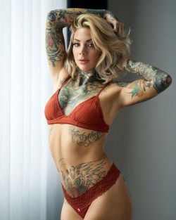 dododieratte:  kooltattoos: Madison Skye