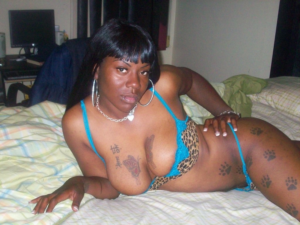 supersexyebony:  http://supersexyebony.tumblr.com/  I&rsquo;m turned on