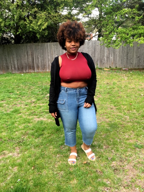 kingjaffejoffer:  90svigilante:Few poses and candids for Melanin Monday ✨👀👀👀👀👀