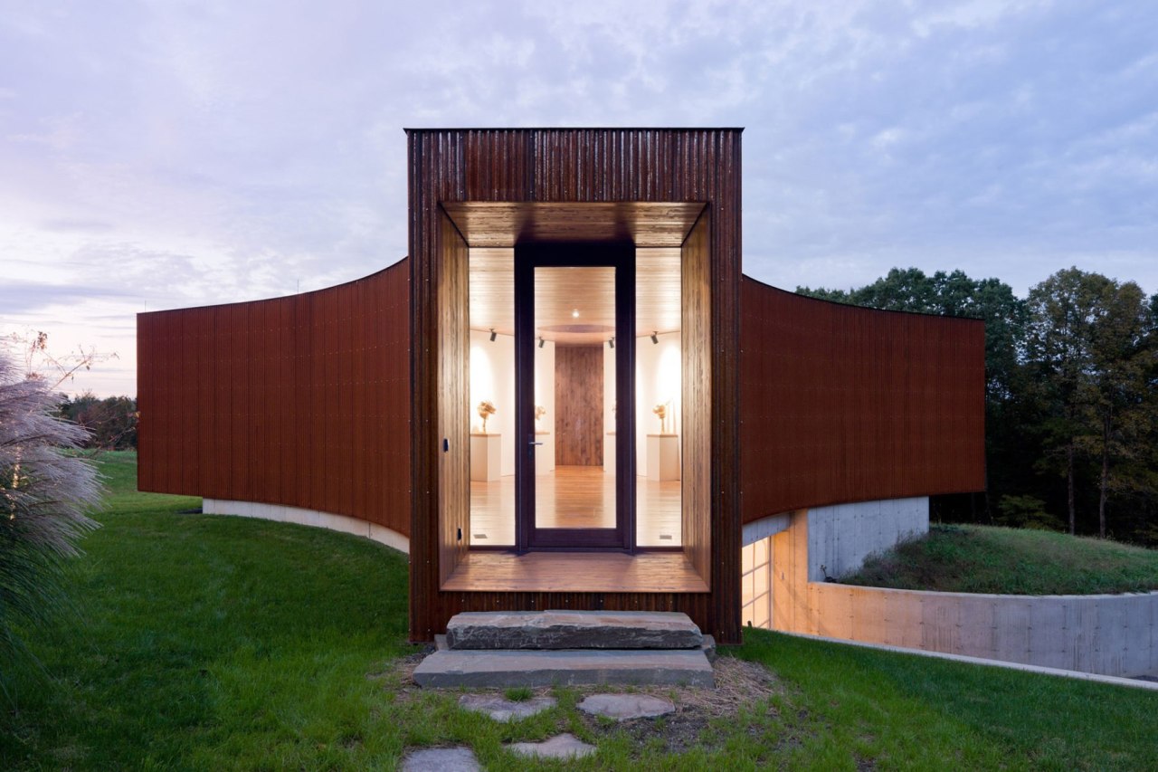 nonconcept:  Guesthouse, Ancram, New York by HHF Architects. (Photography: Iwan Baan)