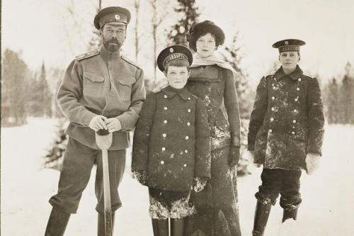 Tsar Nicholas II, son Alexei, Grand Duchess Tatiana Nikolaevna and Prince Nikita Alexandrovitch, 191