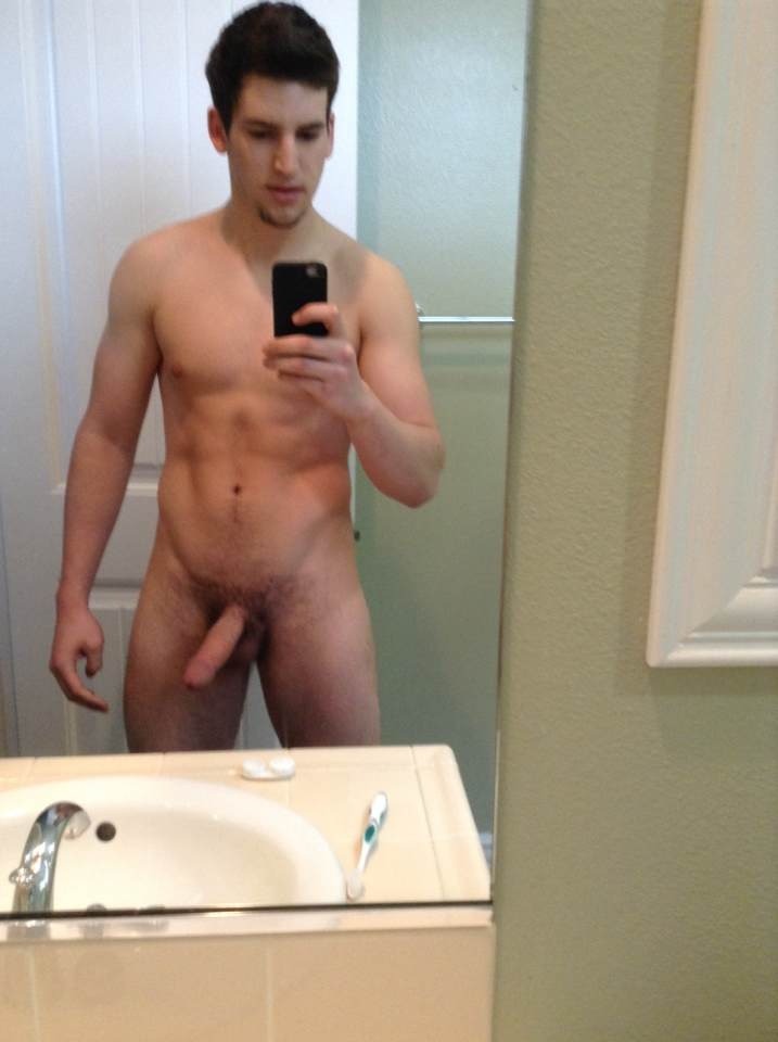 dumbcollegejocks:  Mark is a sexy former Christian college track and field jumper