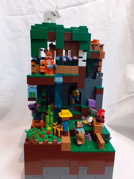 I Made A Lego Minecraft Moc 18x 20 Studs :3