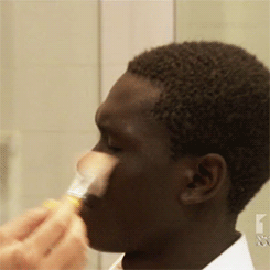 featuringod:  me getting my african ready for my party 