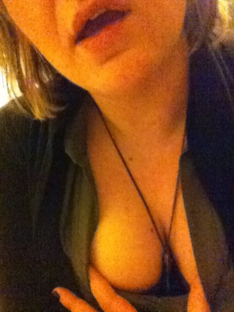 shibarislut:  Bathroom break. ;)