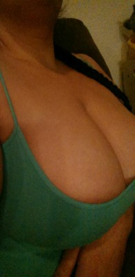 Lavish-Lucy:  Lavish-Lucy:  Goodnight Lovelies— ❤  Tank Top Tuesday!  Laylalustsyou