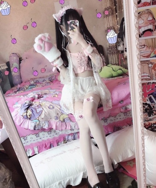 aiiuv: 仙女的不屑 出售大尺度会员请➕3305873344。 屌丝绕行❗️