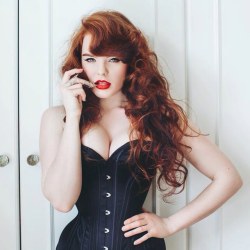 miss-deadly-red:  Loved wearing this corset,