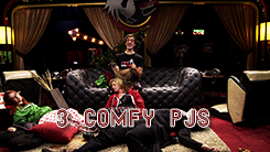 micoovav:  “On the twelfth day of Christmas, my true love gave to me-“ 