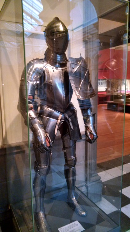 tb-glasgowadventure:  Photoset 4 (Part 2 of 3) Armor!! If you didn’t know this, I’m a big fan of armor. Any kind of armor, big or small; fancy, intricate, or simple and effective. I don’t know why, but I’ve always loved it. I think it stems from