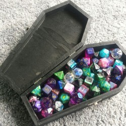 slaaneshite: kinggeorgetheonly:   slaaneshite:  Got a new dice case ;o  One die says ‘nipples’   Well yeah how do YOU play D&amp;D 