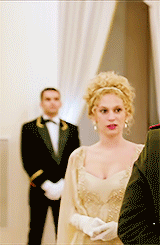 borgiapope:Şura’s First Ball Gown