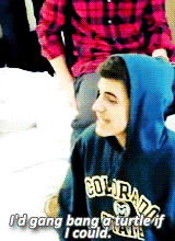 justanothermagconblog:  bootylikedallas:  gilinskis:  Gilinsky being a weirdo  the