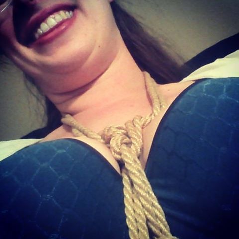 #shibari #shibaribondage #rope #riggers #kinkygirl #kinkster #kinky #fleurdelady