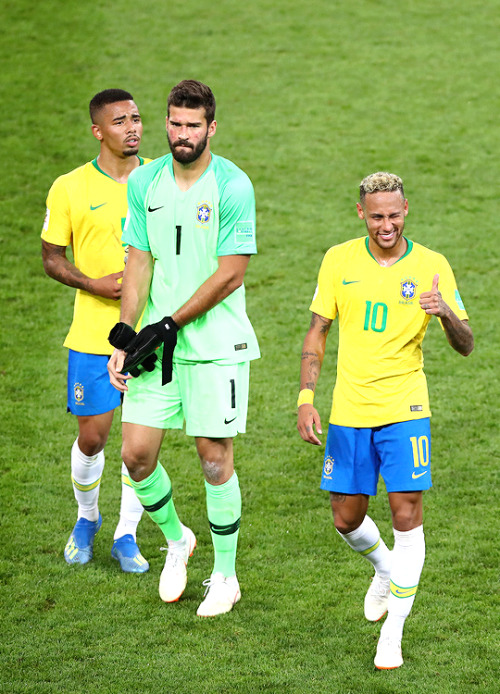 daily-football:  Gabriel Jesus, Alisson and Neymar celebrate victory following the match between Serbia and Brazil at Spartak Stadium on June 27, 2018 in Moscow, Russia. 