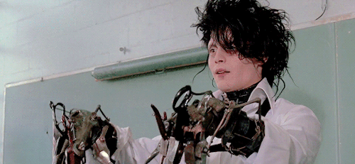 “One chop to a guy’s neck, and it’s all over.”  Edward Scissorhands (19