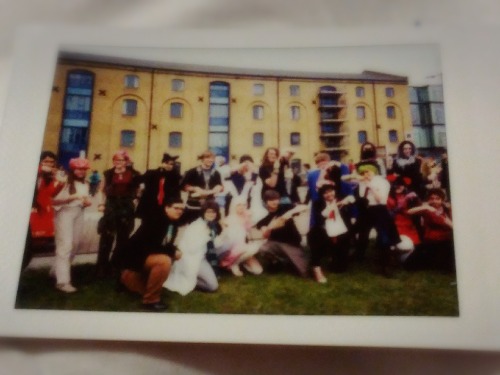 milk-toothed: yogmeet pictures number one! now in super low quality as i can’t scan them til i get h