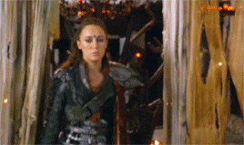 willafitz:Female Awesome Meme: [1/10] Females Who Deserve(d) Better — Commander Lexa.I’ve served 4 C