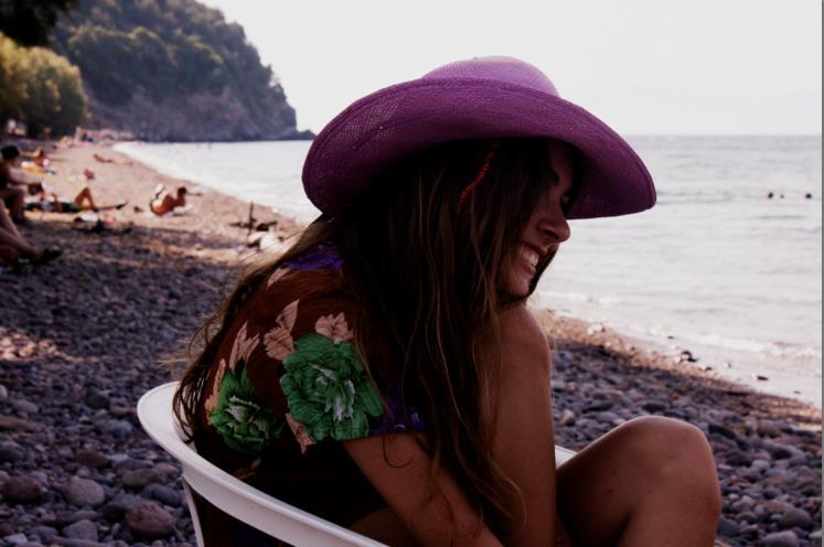 nudeify:  naturallize:    CLICK HERE FOR MORE ROSY PHOTOS    Could we not label my