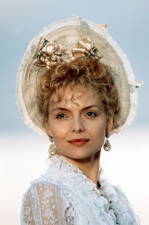 Michelle Pfeiffer as Ellen, Countess Olenska, in Martin Scorcese’s “The Age of Innocence