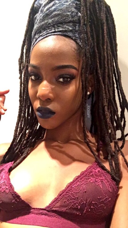 heroineheroine:  you deserve rounds tonight 🌹 