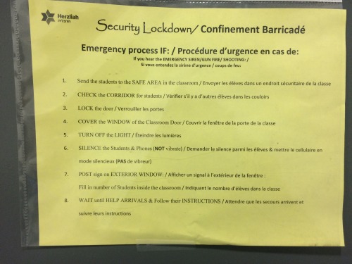 feministrhymeswithwitch:  I went to visit my Jewish high school today and found this in the bathroom