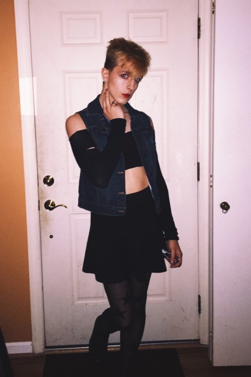 empty-funerals:So, I recently came out as genderfluid about two months ago after struggling w/ how inadequate my cis identity made me feel, like I was cutting of bits of myself off everyday in order to fit into the mold I’d been given.   Fast forward