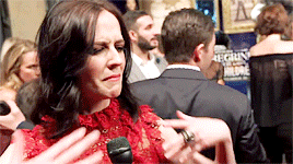 evaggreendaily:Eva Green gesticulating.