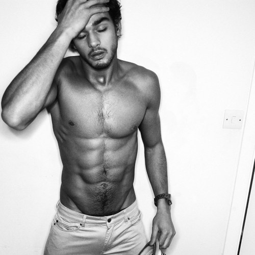 markowms:  FOLLOW@mark0_p0l0IG markowms
