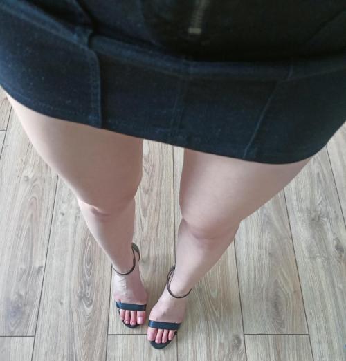 Mini and pale legs ;)