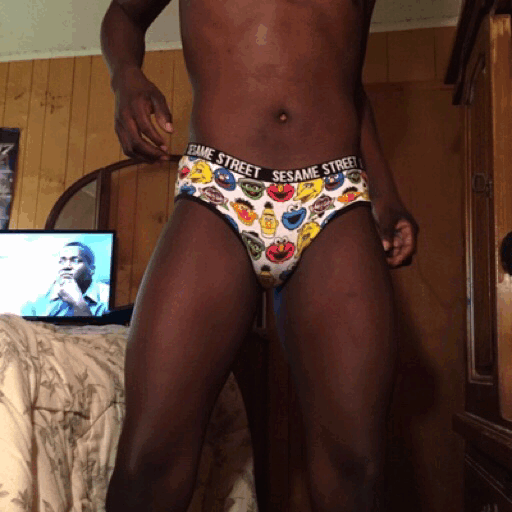 paythesecakes:  GM 🙂🍫