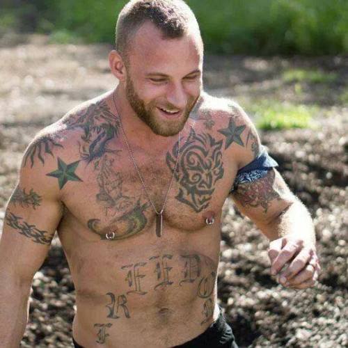 notdrunkenough: . 145. Derek Parker - 7.5
