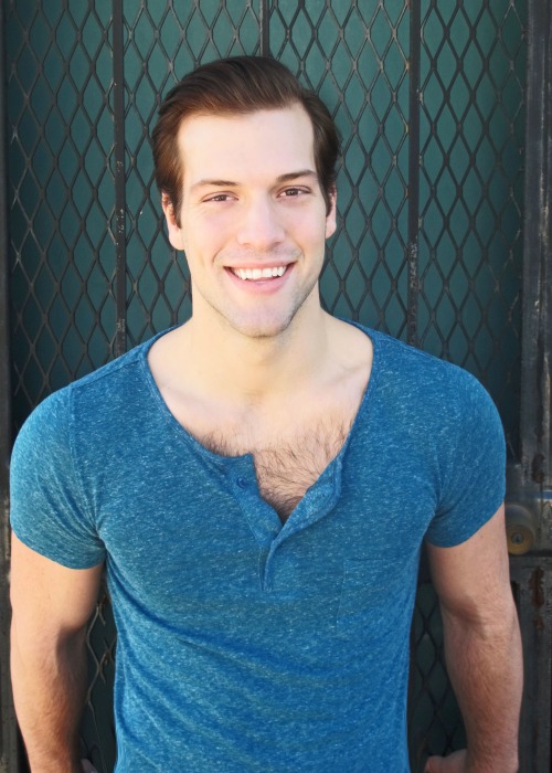 taytaymore:  gimmemytony:  new headshots :)  You are too beautiful 