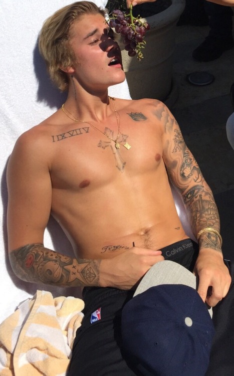 justinbieberstudio: