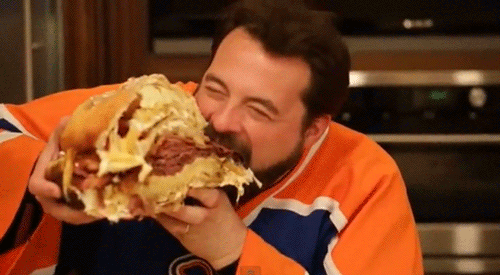 digg:  Kevin Smith eating a sandwich named “the burly beaver” on Epic Meal Time. 