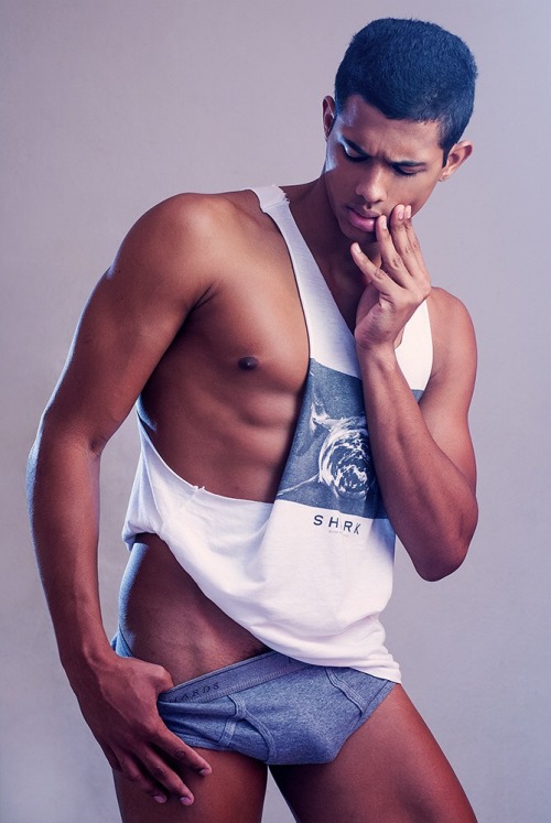 thatjackpot:  the-bulge-project:  Jonas Junio by Johnny Pio  Follow: THATJACKPOT.tumblr.com Follow: Instagram.com/_JACKPOT_ 