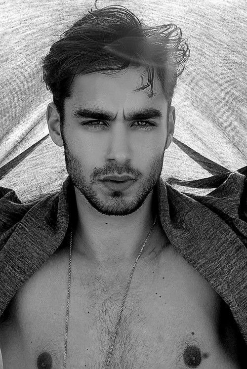 thebeautyofmalebodies:  nicolas simoes