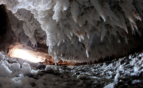 revretch:weaselle:tunashei:Caves are weirder and more varied than you thinkmy followers can have some cave pics, as a treat#this earth#kinda doubt the one with the orange guys in the crystal cave is real thoOh, it’s super real, and it’s super