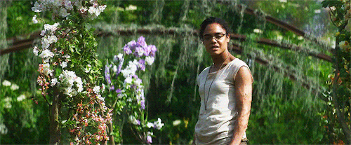 gaelgarcia:Tessa Thompson, Oscar Isaac and Gina Rodriguez in Annihilation (2018) Teaser Trailer