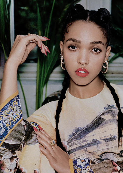 jupiterfly:FKA Twigs for Vogue April 2014